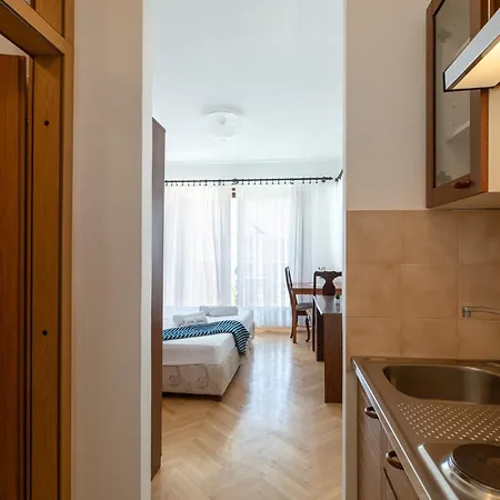 Apartment Tramontana Jesenice (Split-Dalmatia)