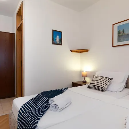 Tramontana Apartment Jesenice (Split-Dalmatia)