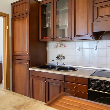 Apartment Tramontana *