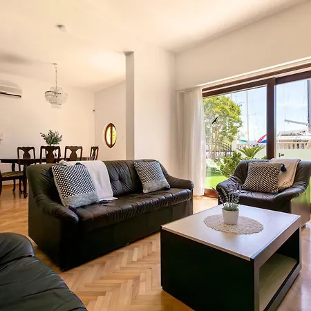 Tramontana Apartment